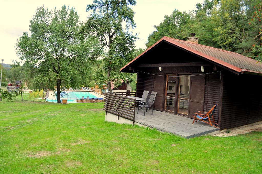 Sporthotel Barborka Hluboka nad Vltavou Exterior photo